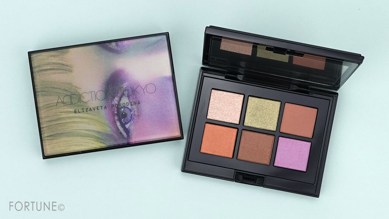 アディクション　ホリデーアディクション アイシャドウ パレット “アンノウン ファミリア”　クリスマスコフレ