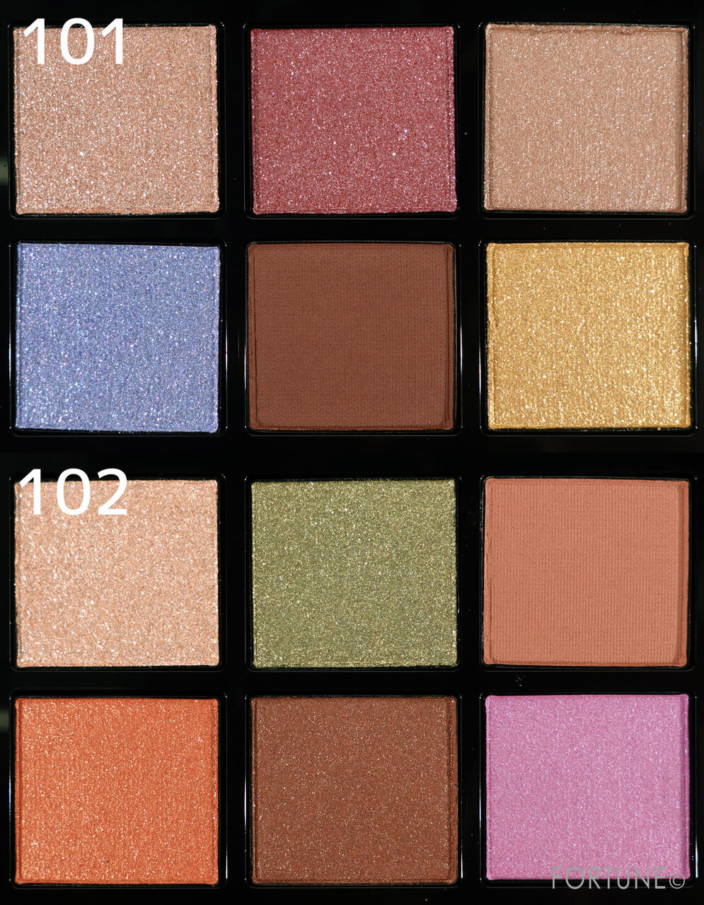 アディクション　ホリデーアディクション アイシャドウ パレット “アンノウン ファミリア”　クリスマスコフレ