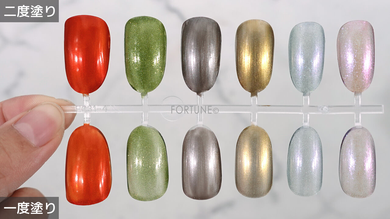 アディクション　ザ ネイルポリッシュ ＋ “アンノウン ファミリア”　クリスマスコフレ