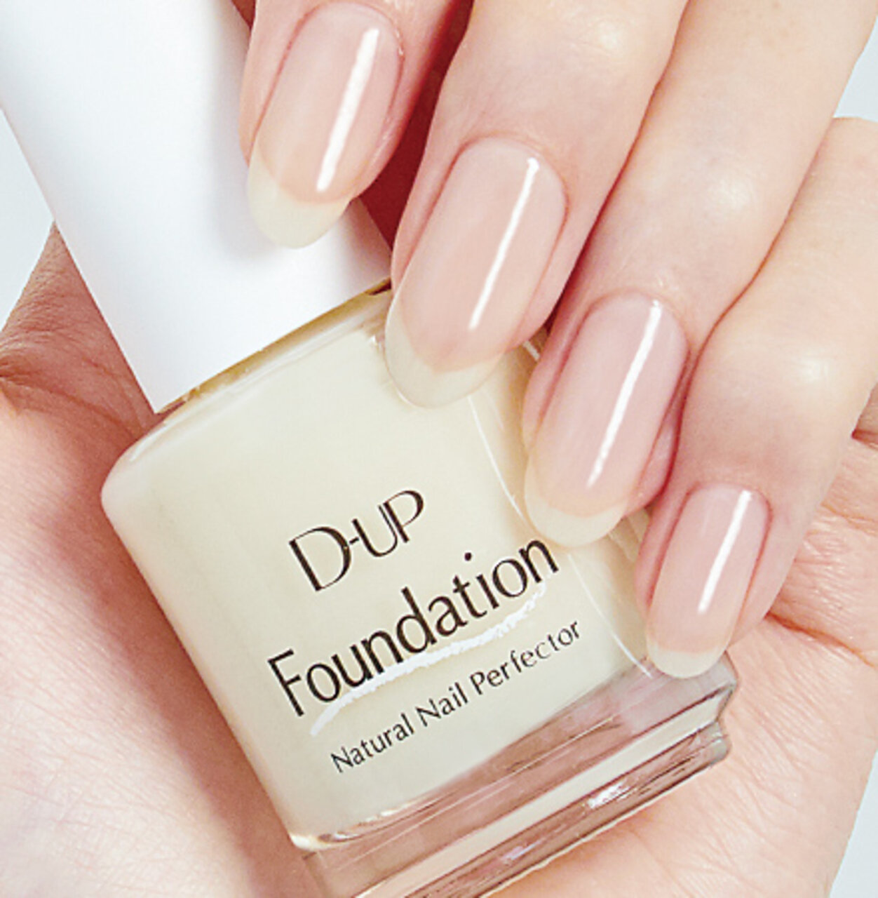 D-UP（ディーアップ）　ファンデーション　ピュアミルク
