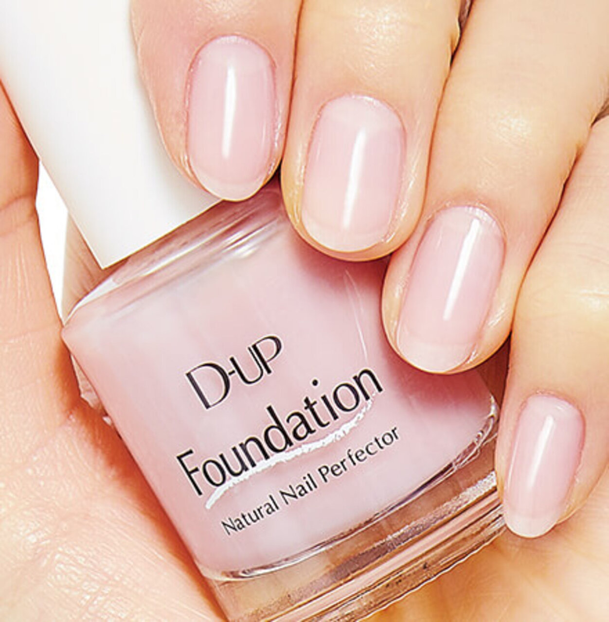 D-UP（ディーアップ）　ファンデーション　シアーラベンダー