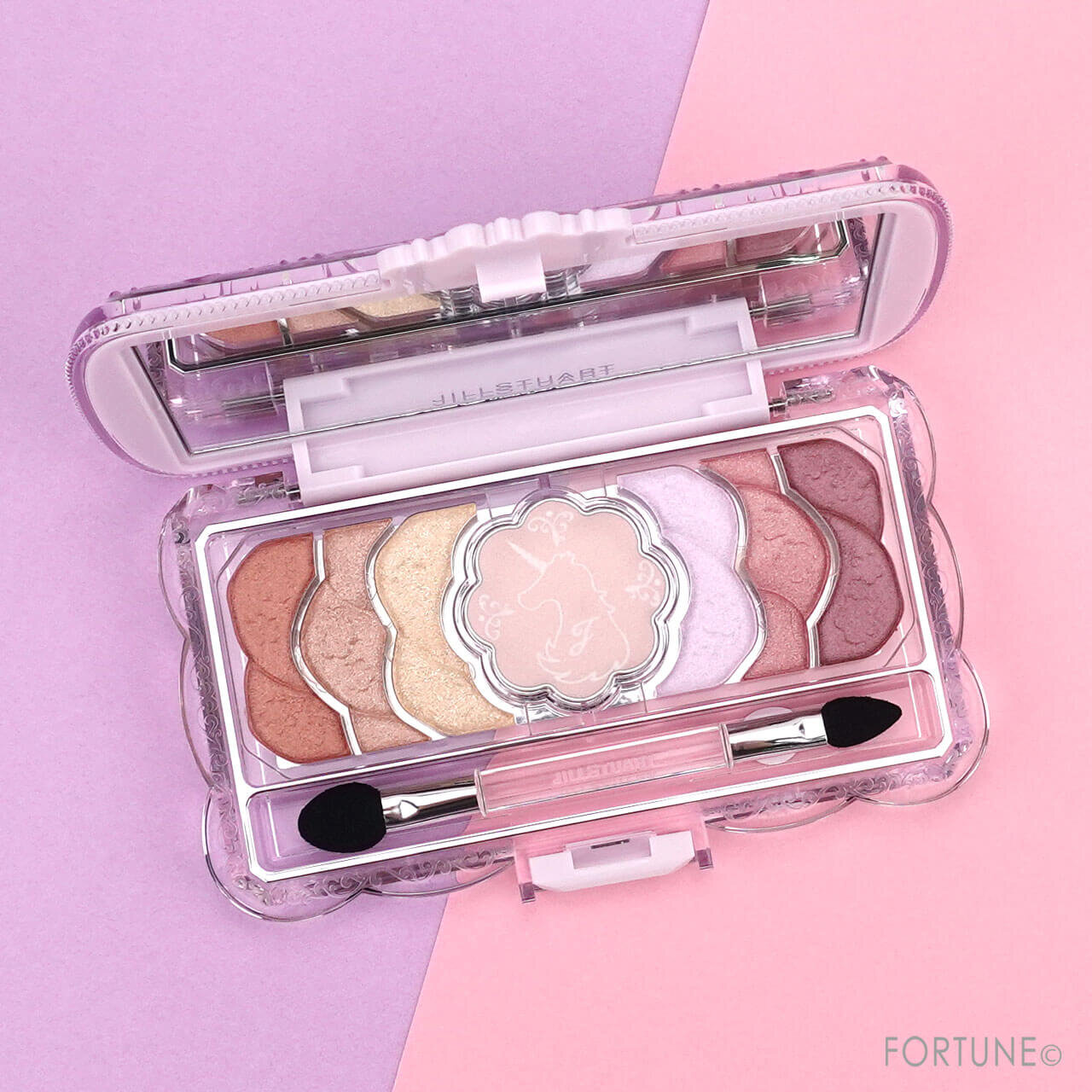 JILLSTUART Beauty（ジルスチュアート ビューティ）　クリスマスコフレ2023　『ブルームクチュール アイズ　ユニコーンユートピア』