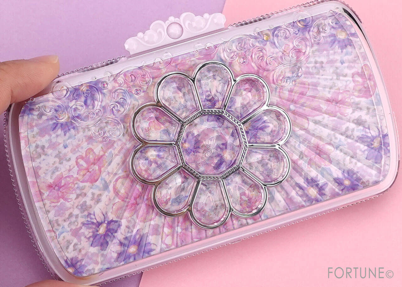 JILLSTUART Beauty（ジルスチュアート ビューティ）　クリスマスコフレ2023　『ブルームクチュール アイズ　ユニコーンユートピア』