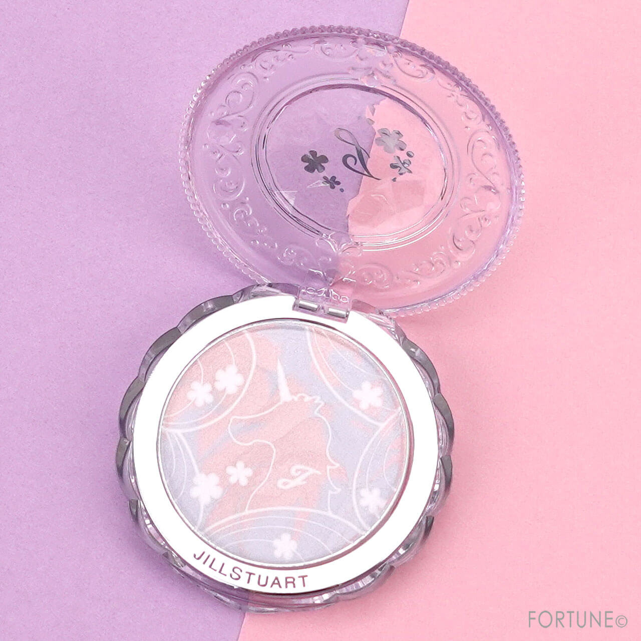 JILLSTUART Beauty（ジルスチュアート ビューティ）　クリスマスコフレ2023　『メルティシマー ブラッシュ　ユニコーンユートピア』