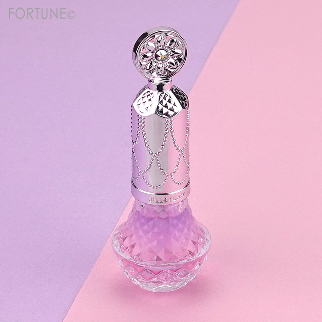 JILL STUART Beauty（ジルスチュアート ビューティ）　クリスマスコフレ2023　『ネイルオイル　ユニコーンユートピア』