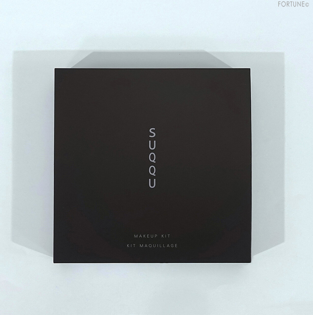 SUQQU（スック）　2023年クリスマスコフレ　『SUQQU メイクアップ キット 六花／星冴』