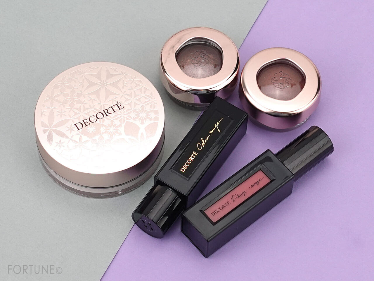 DECORTÉ（コスメデコルテ）　クリスマスコフレ2023　『コスメデコルテ　アドベント カレンダー 2023』