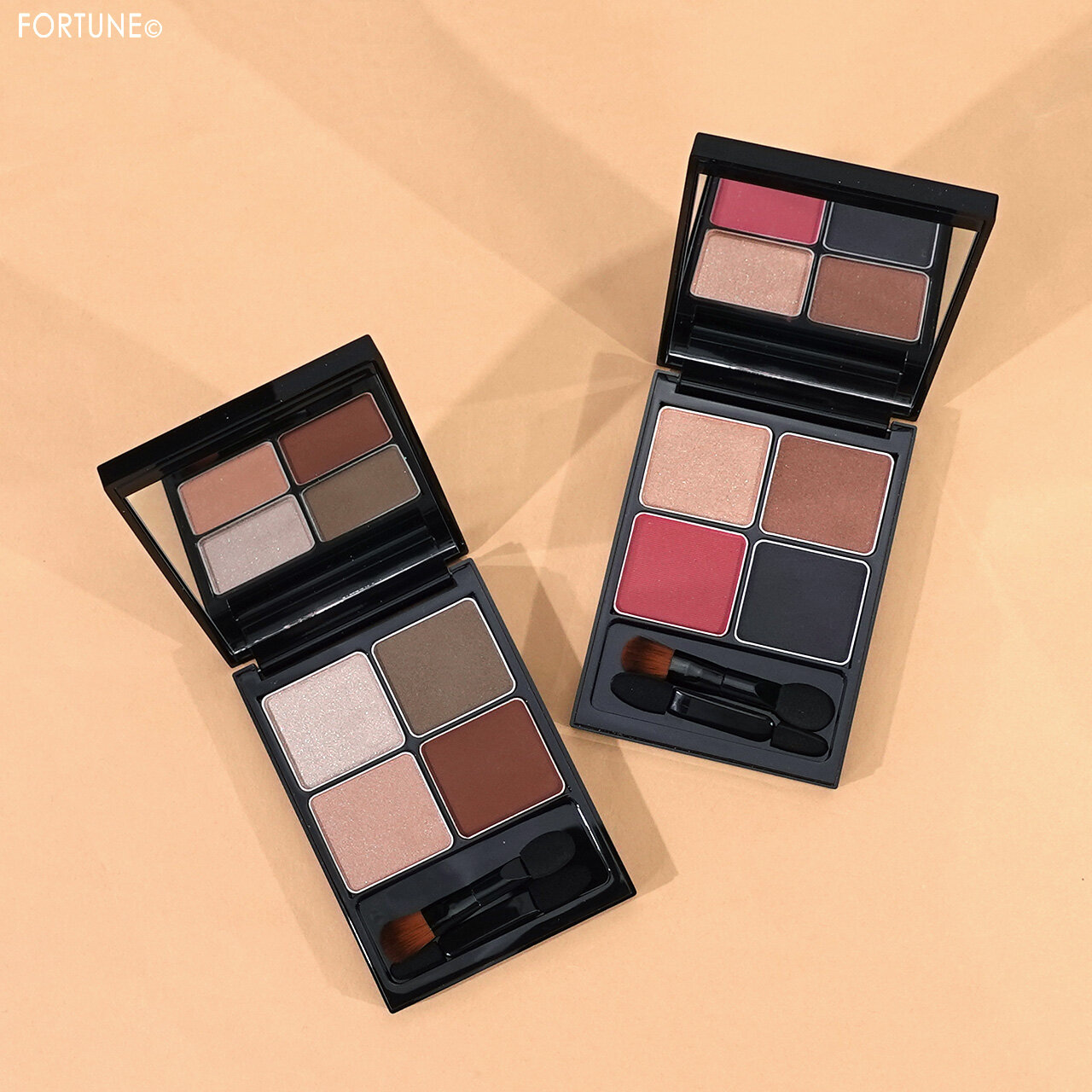 &be（アンドビー）　『&be パレットアイシャドウ』