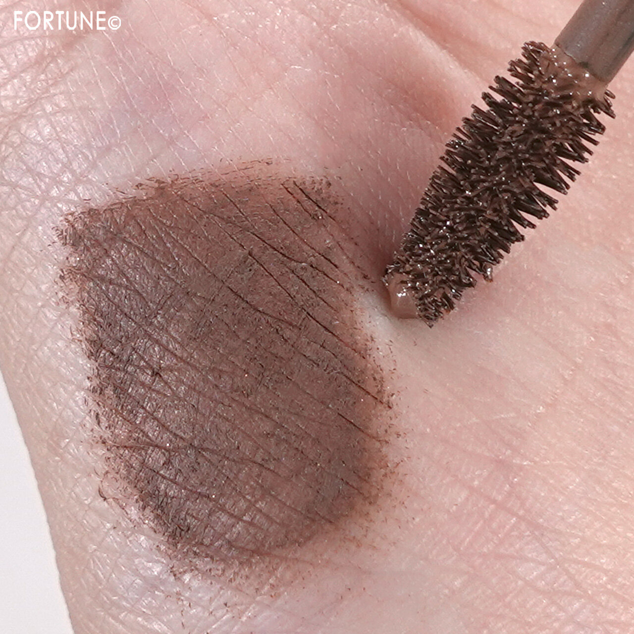 &be（アンドビー）　『&be アイブロウマスカラ』