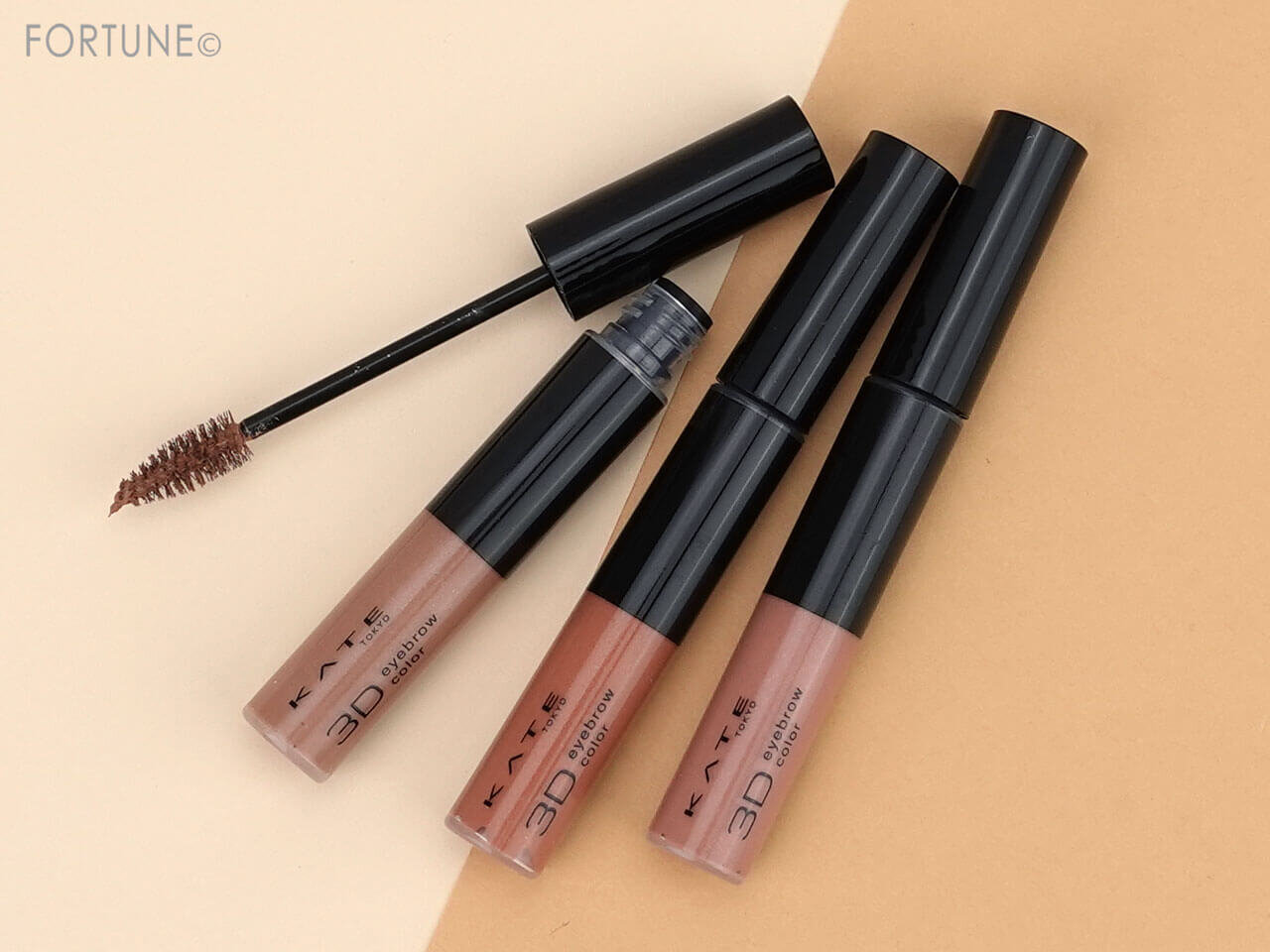 KATE（ケイト）　『ケイト　３ＤアイブロウカラーＮ（グリッター）』