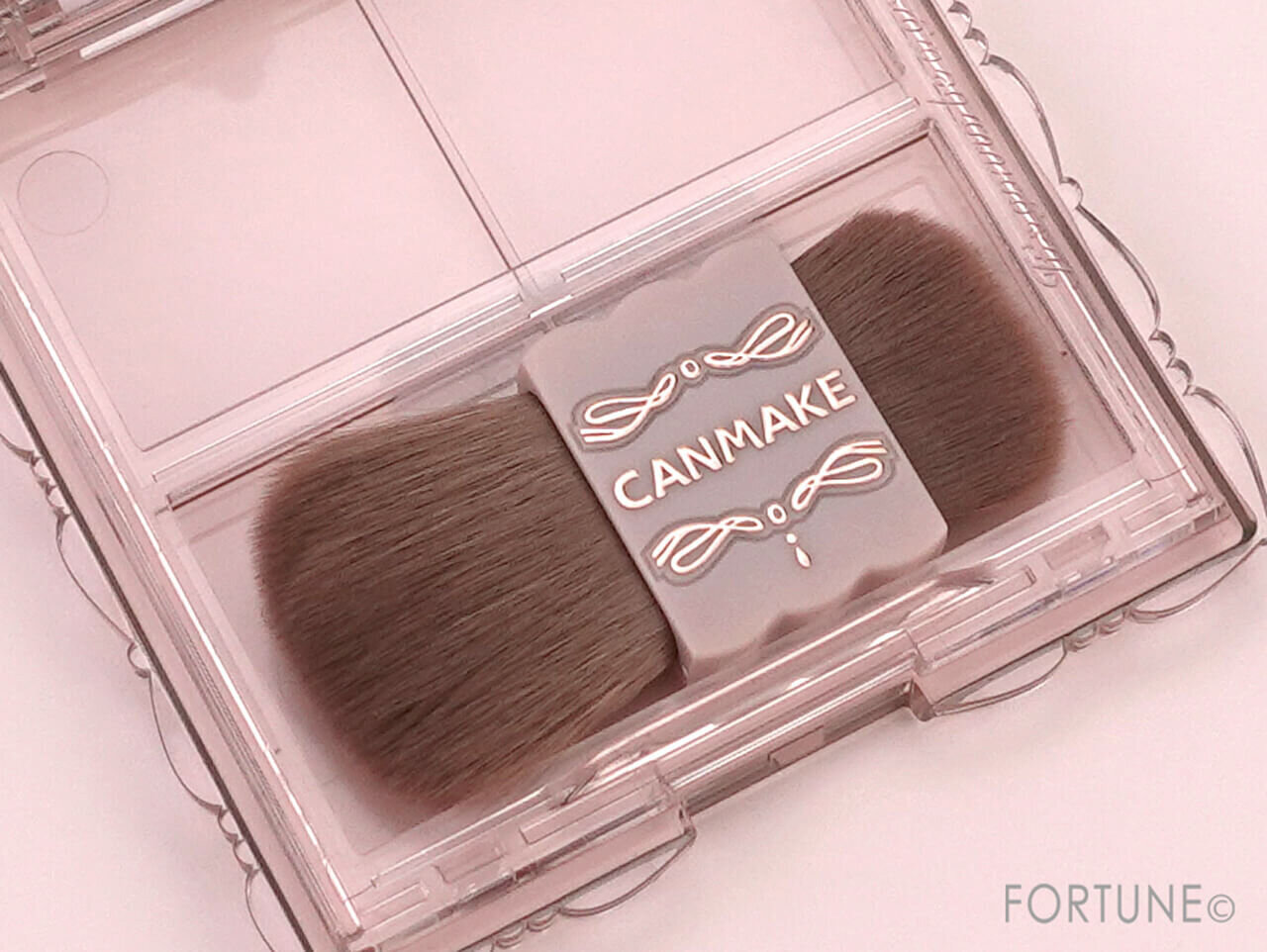 CANMAKE（キャンメイク）　『バディーデュオブラシ』
