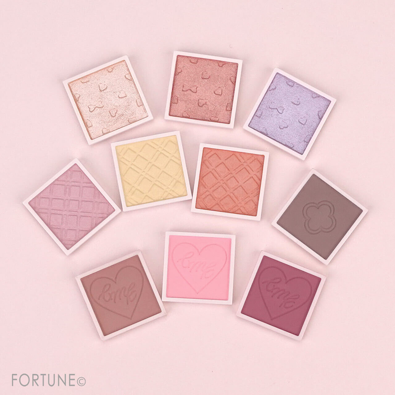 CANMAKE（キャンメイク）　『マイトーンクチュール』