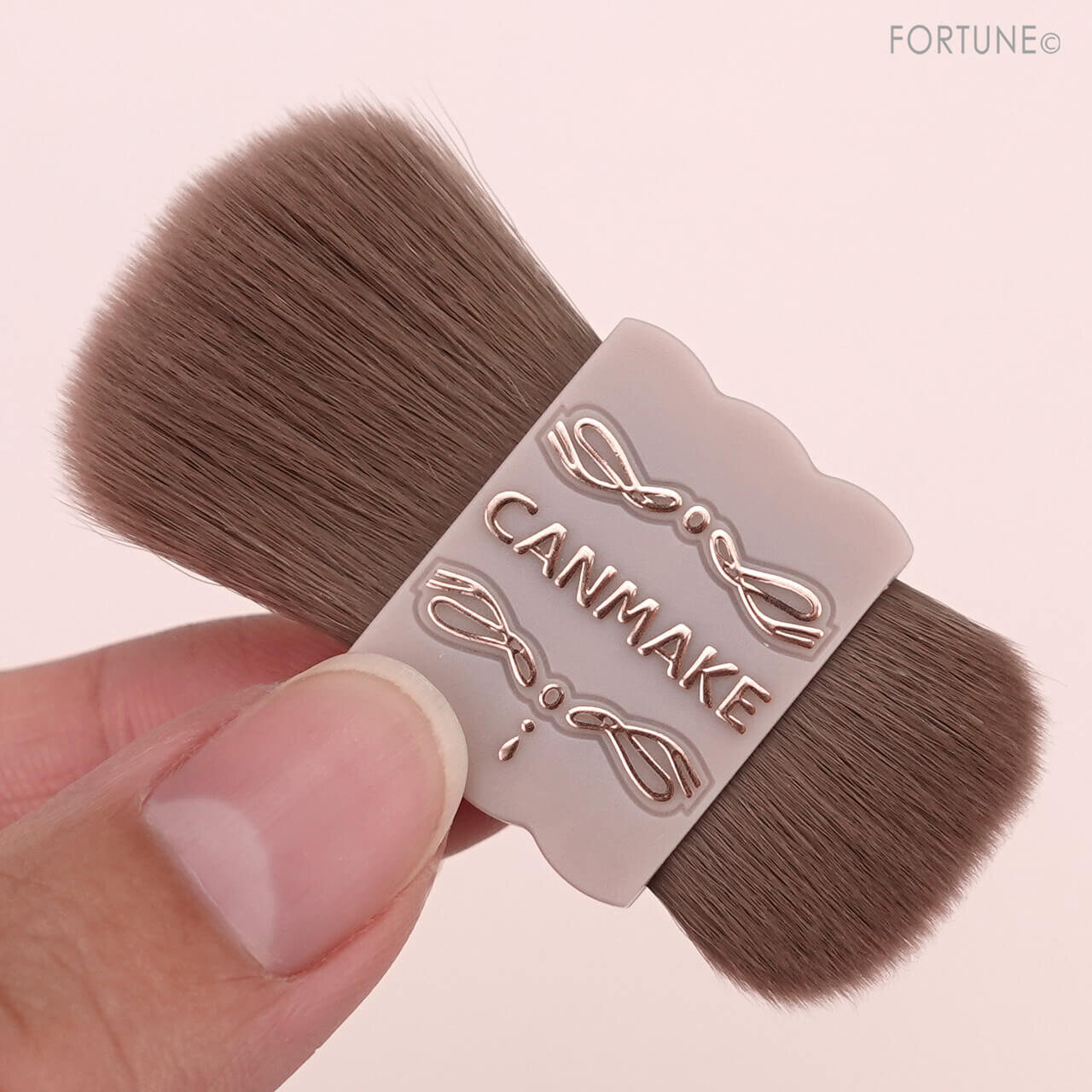 CANMAKE（キャンメイク）　『バディーデュオブラシ』