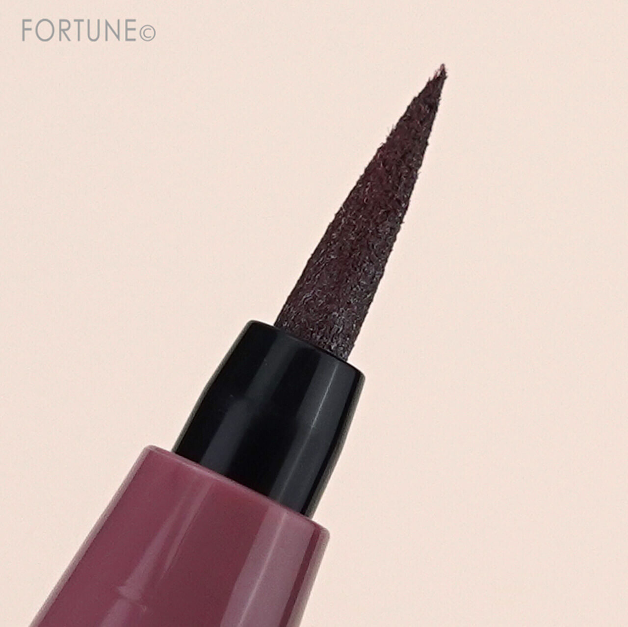 CANMAKE（キャンメイク）　トキメキトゥインクルアイライナー　01 コズミックシャワー