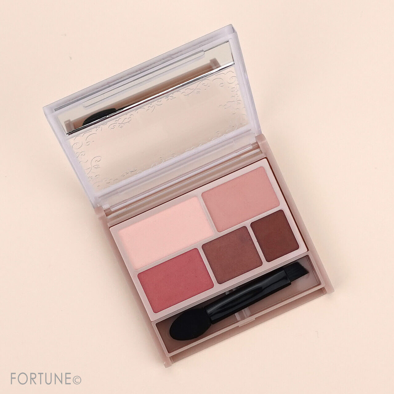 CANMAKE（キャンメイク）　パーフェクトマルチアイズ