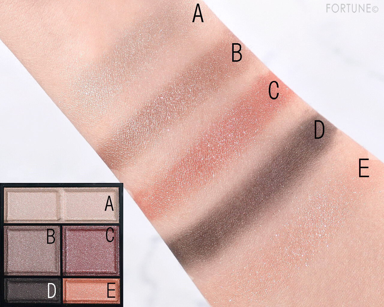 RIMMEL（リンメル）　『ワンダー　スウィート　アイシャドウ』　006