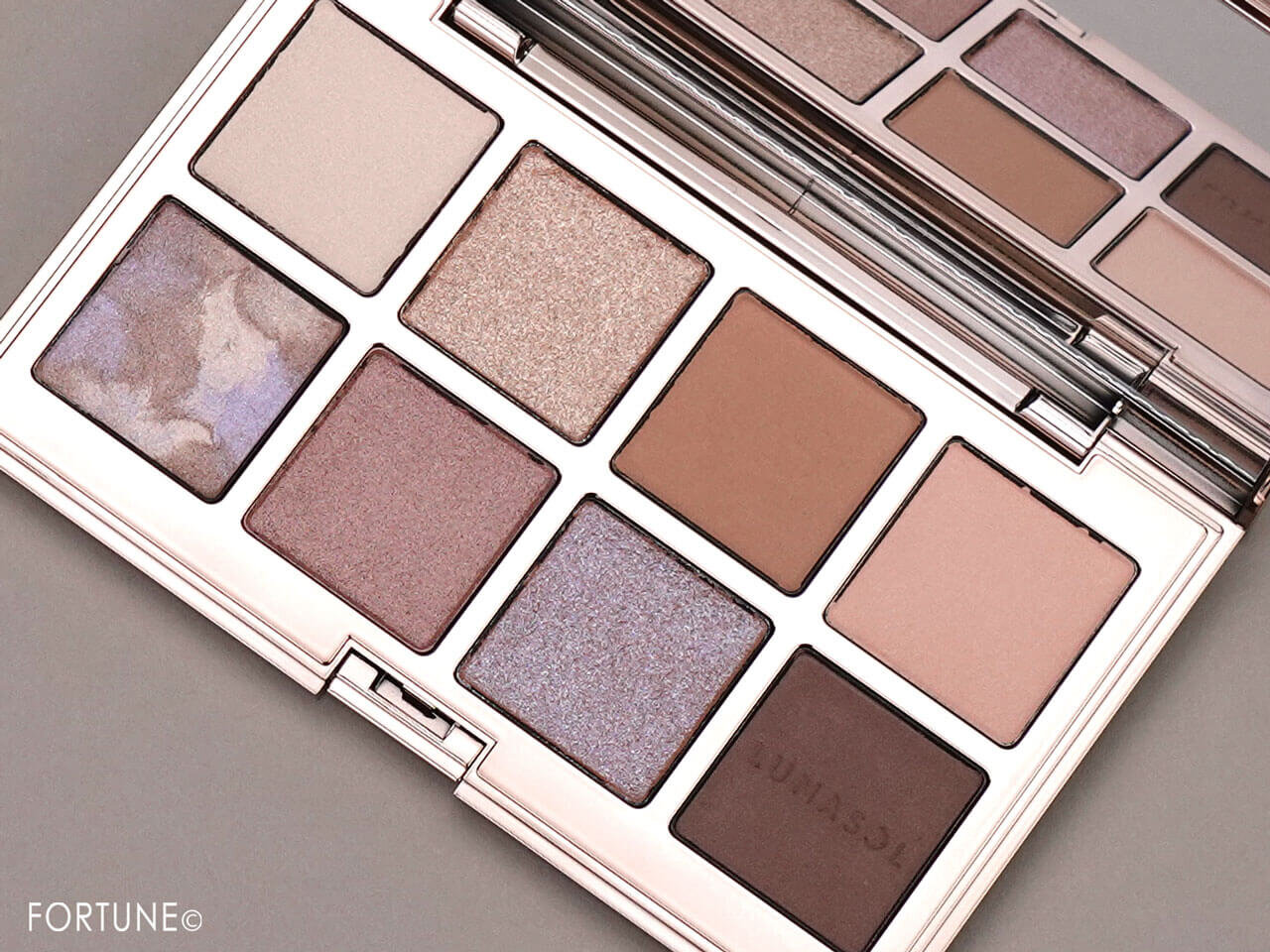 LUNASOL（ルナソル）　アイカラーレーション 　スペシャルエディション　EX03 Beige Prism