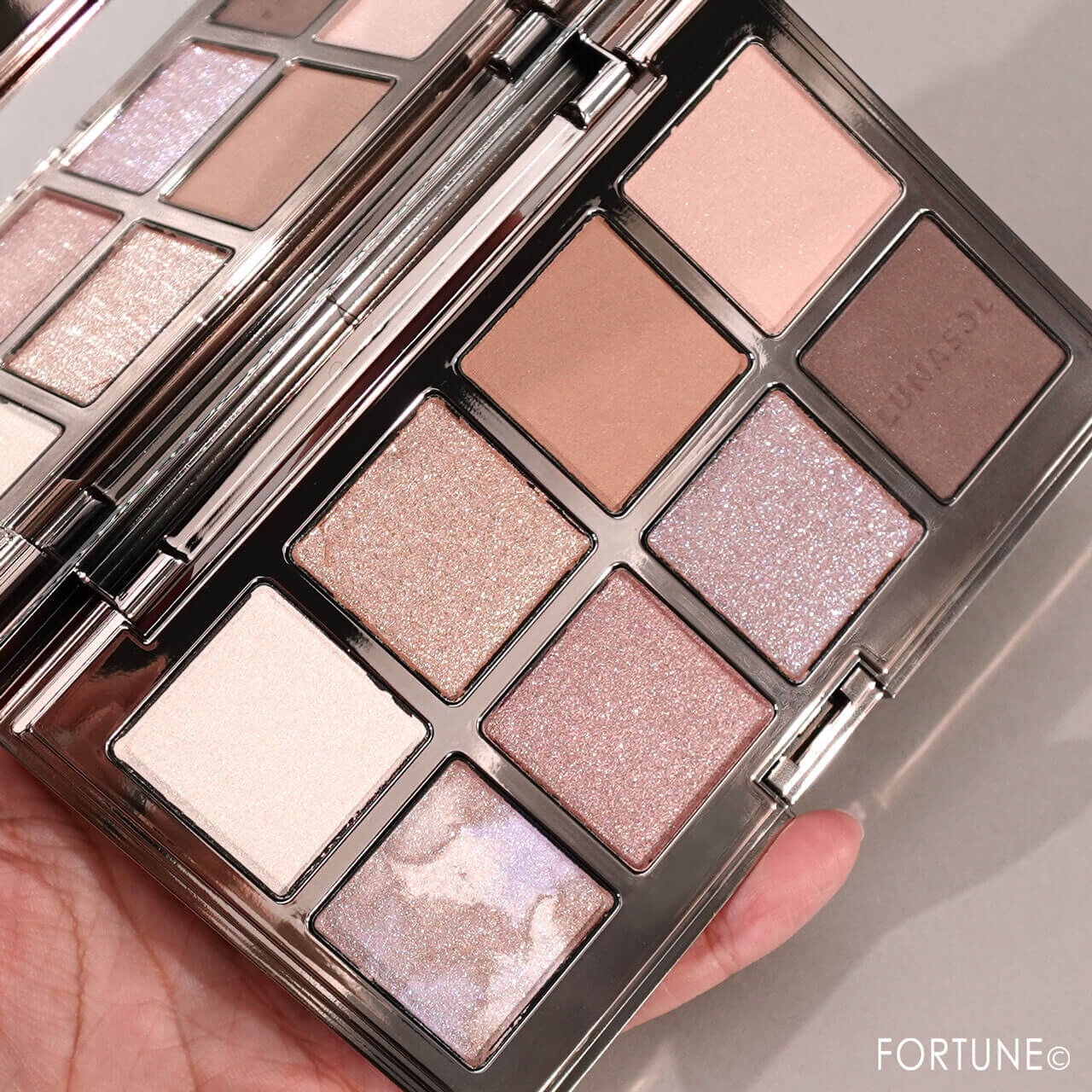 LUNASOL（ルナソル）　アイカラーレーション 　スペシャルエディション　EX03 Beige Prism