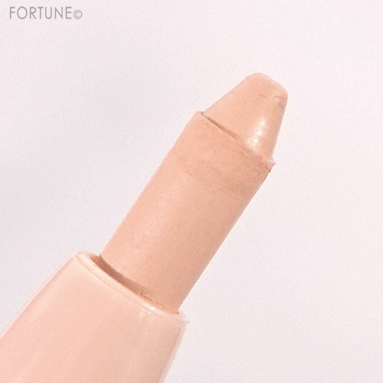 nobev（ノベブ）　アンダーアイコンシーラー 01