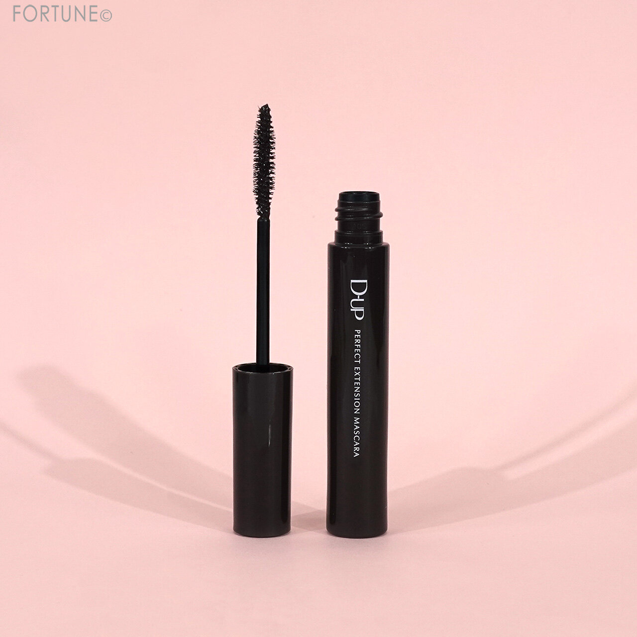 D-UP（ディーアップ）　『ディーアップ パーフェクトエクステンションマスカラ』　ピュアブラウン