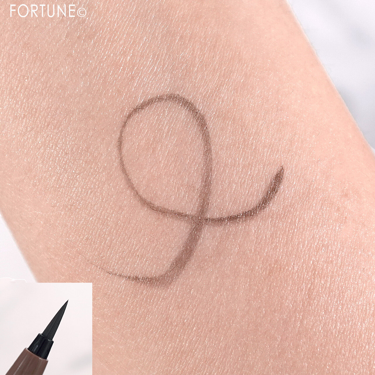 エテュセ アイエディション （リキッドライナー）05 ブラウンシェイド