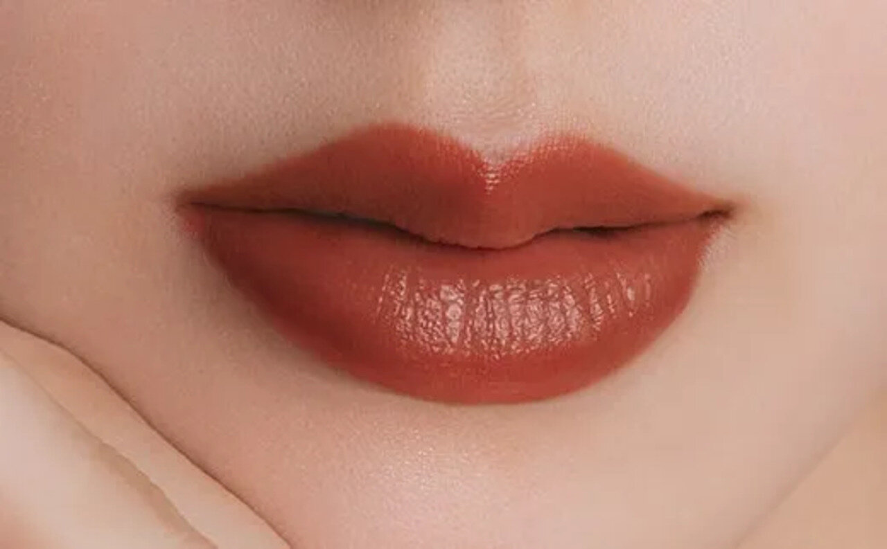 KiSS（キス）　リップアロー　04 リスクテイカー