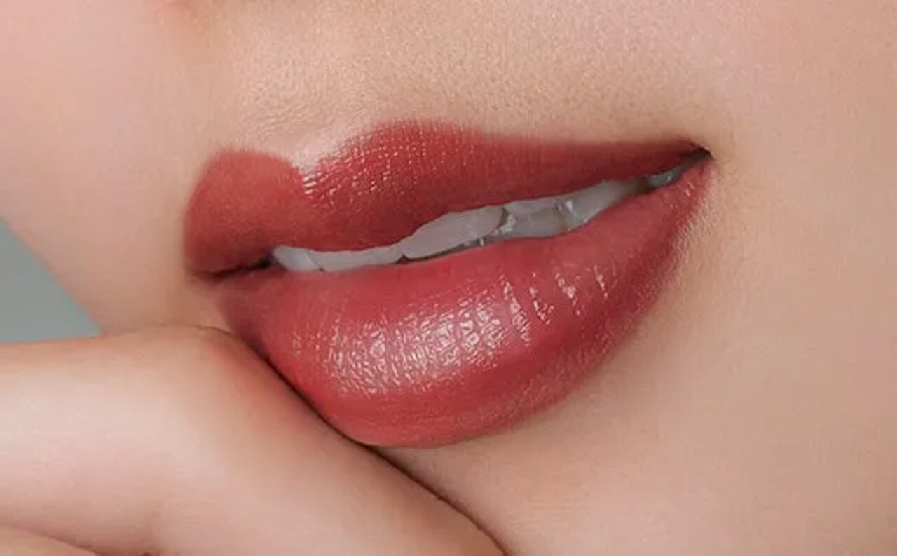 KiSS（キス）　リップアロー　05 アーチャークイーン