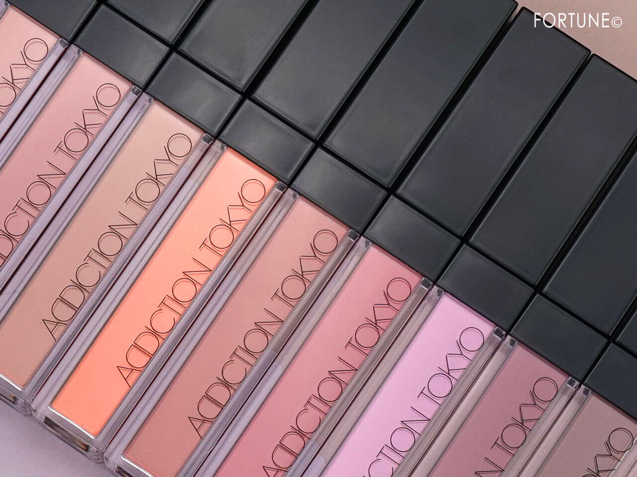 ADDICTION（アディクション）　『アディクション　リップ セラム ティント』　