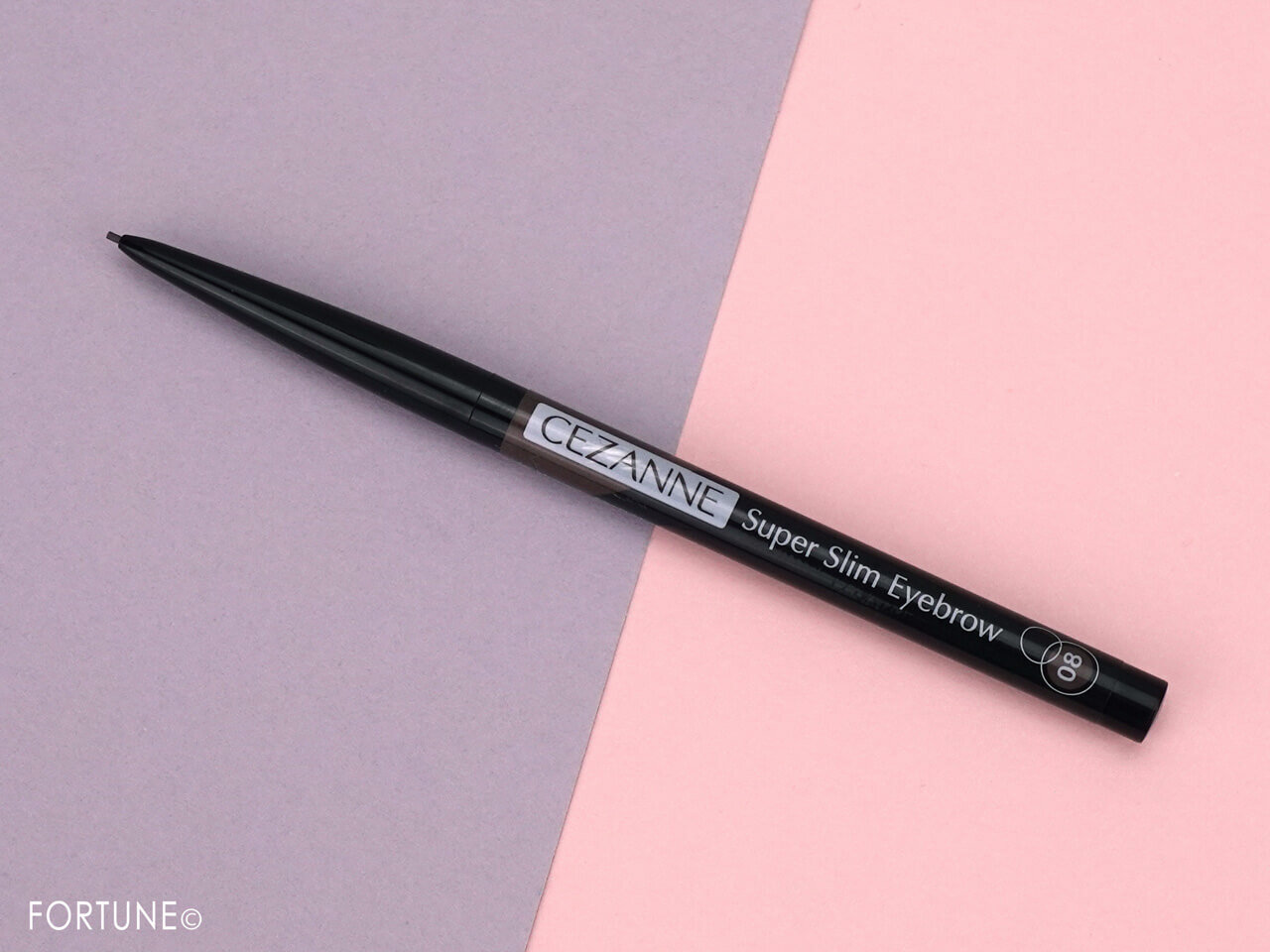 CEZANNE（セザンヌ）　『セザンヌ 超細芯アイブロウ』　08 ビターグレージュ