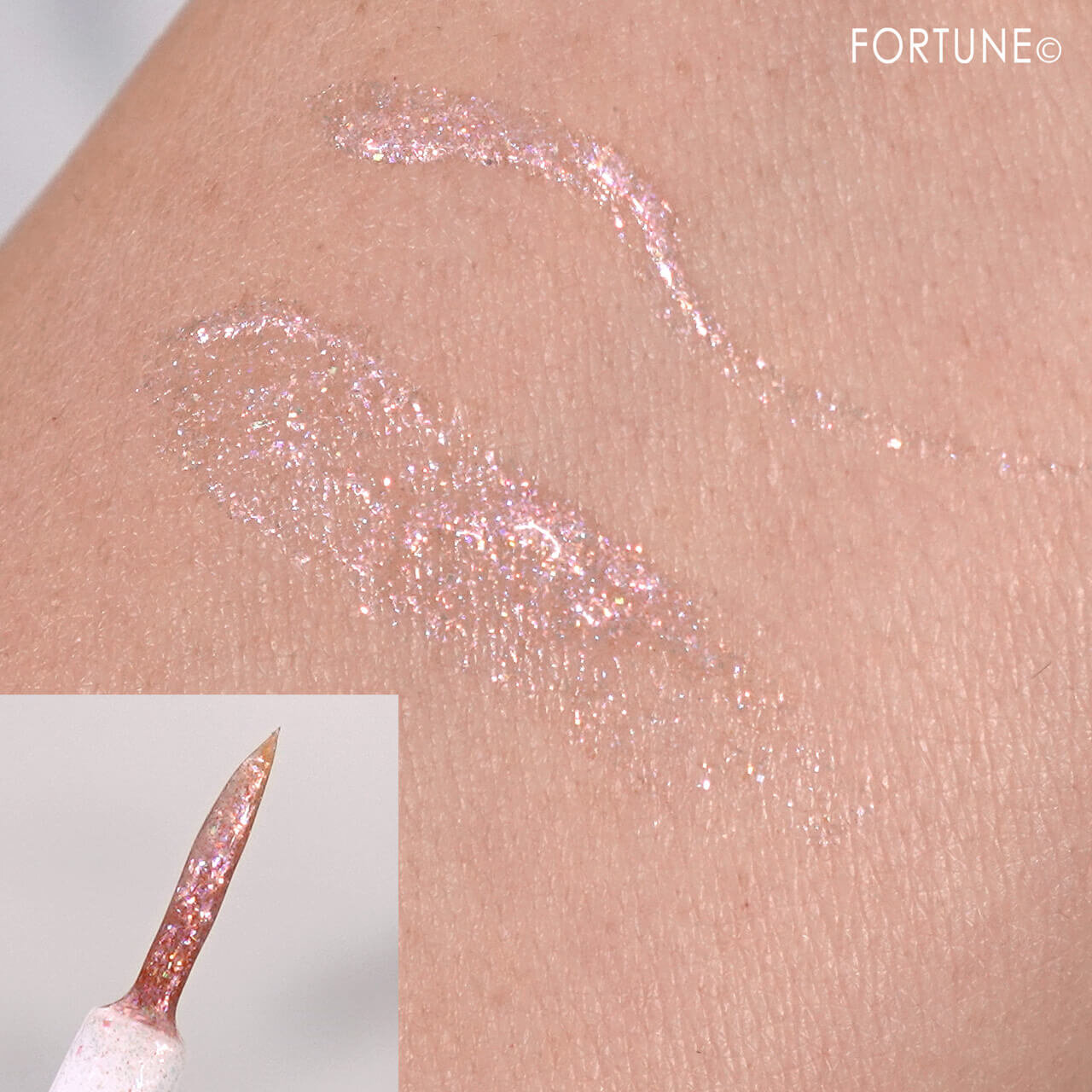 CEZANNE（セザンヌ）　『セザンヌ グロウリキッドライナー』　30 ハートフィズ