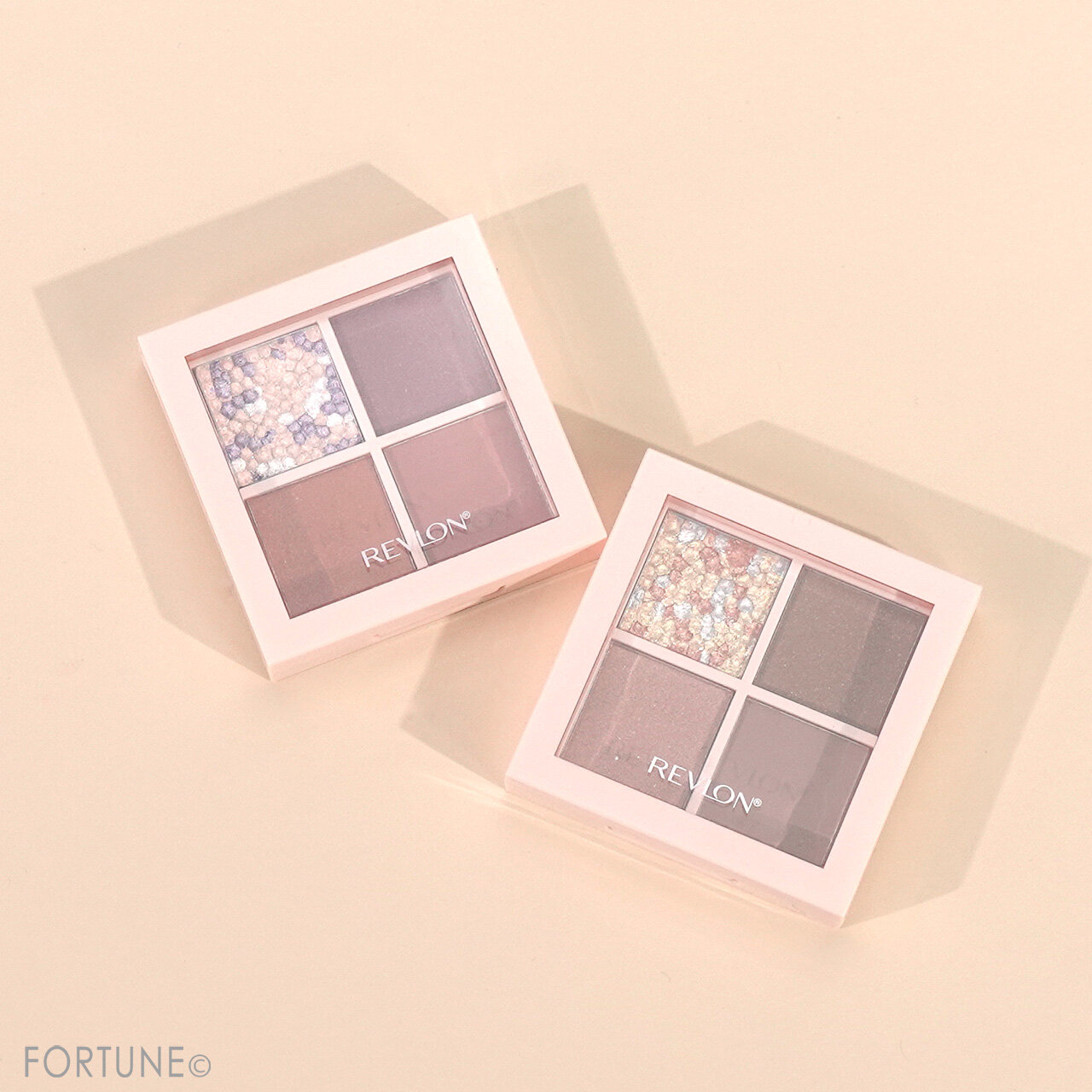 REVLON（レブロン）　2024年春新作コスメ　『レブロン ダズル アイシャドウ クアッド』　