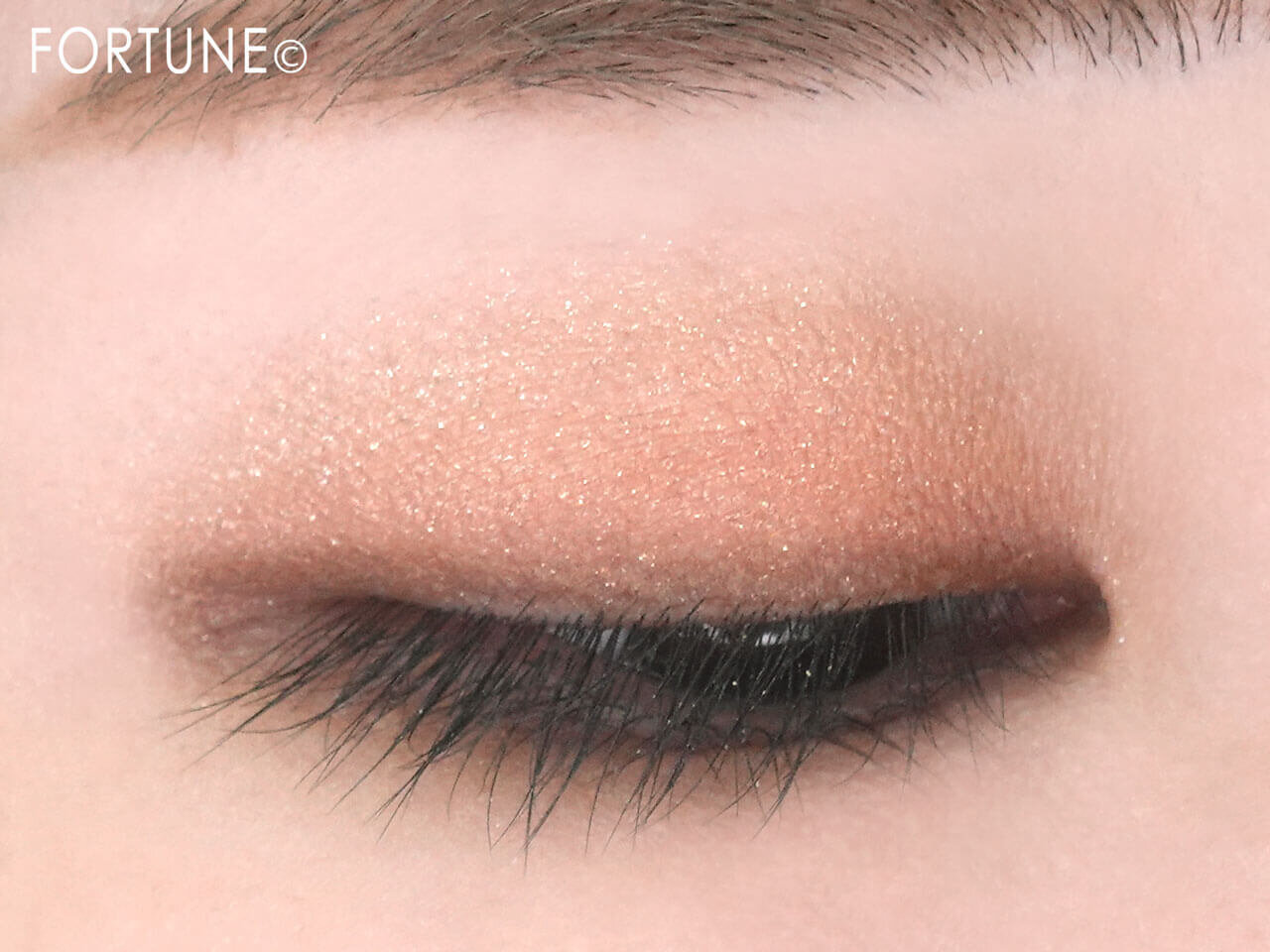 ちふれ　グラデーション アイシャドウ　使い方