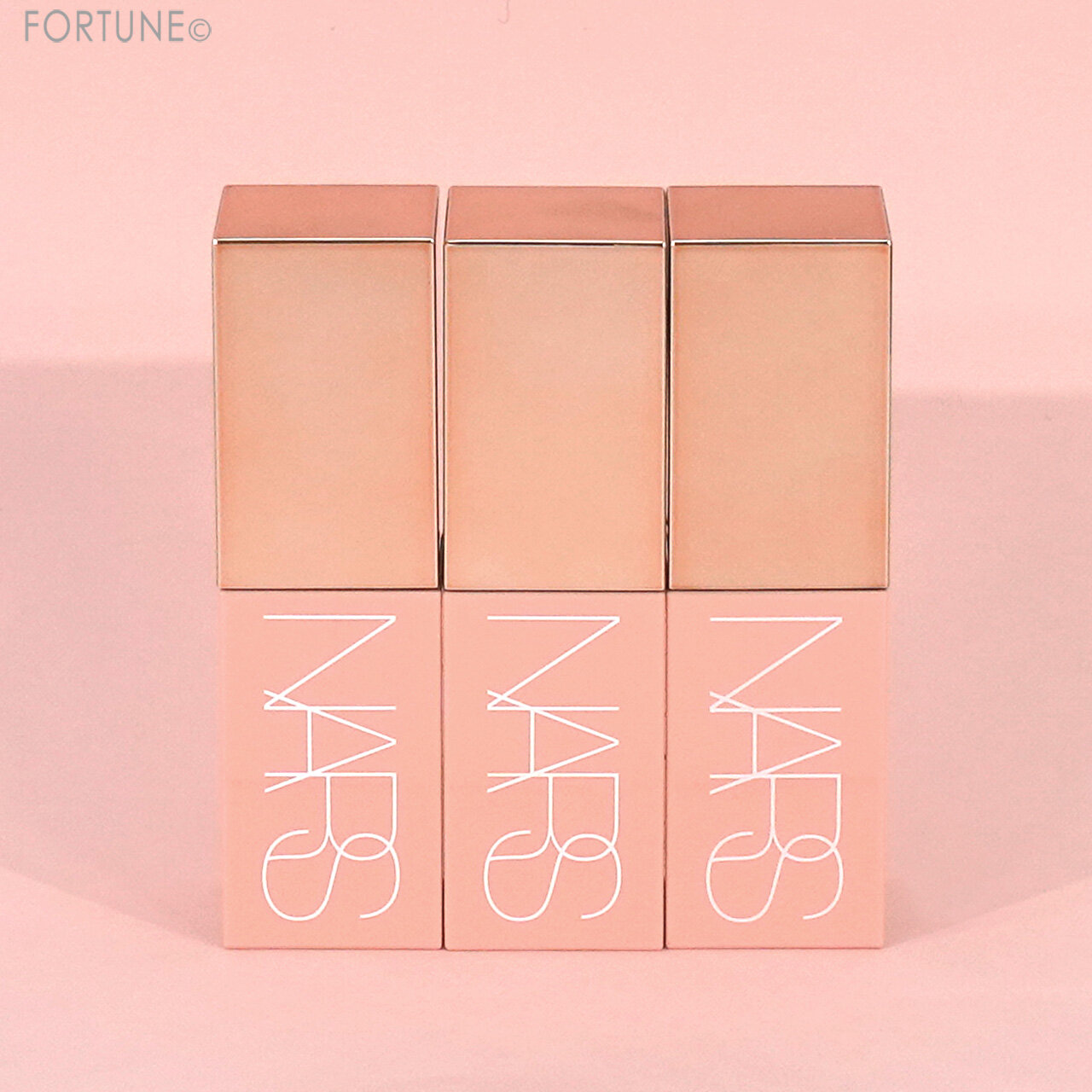 NARS（ナーズ）　『NARS アフターグロー リキッドブラッシュ』