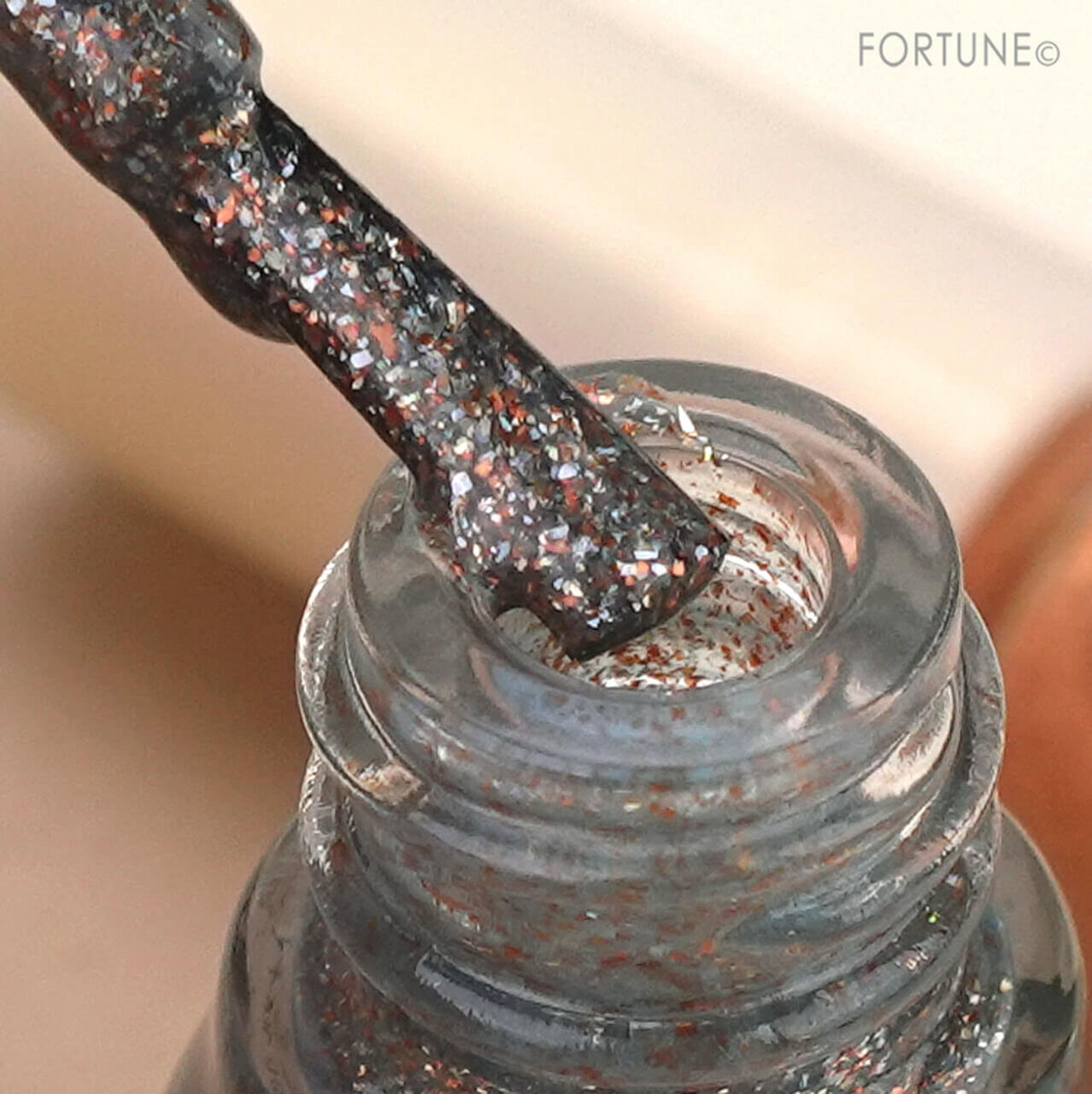 ちふれ　『ちふれ ネイル エナメル』　049　