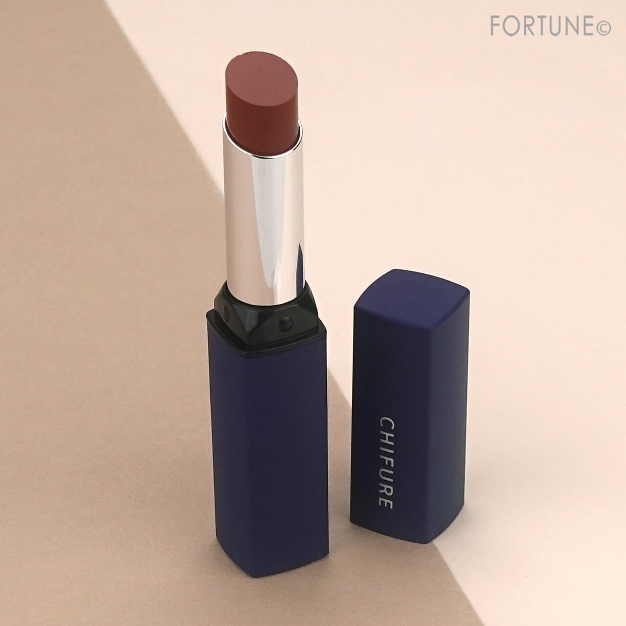 ちふれ　『ちふれ リップスティック Y』　751