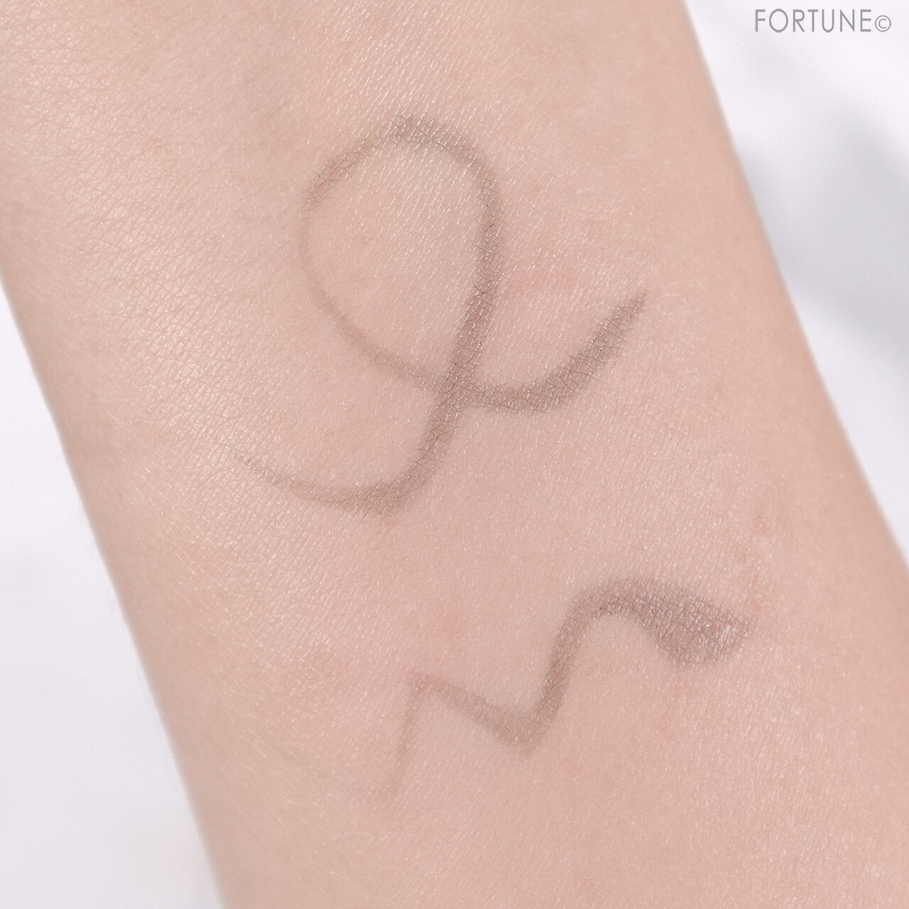 CathyDoll（キャシードール）　モンスーンアイライナー