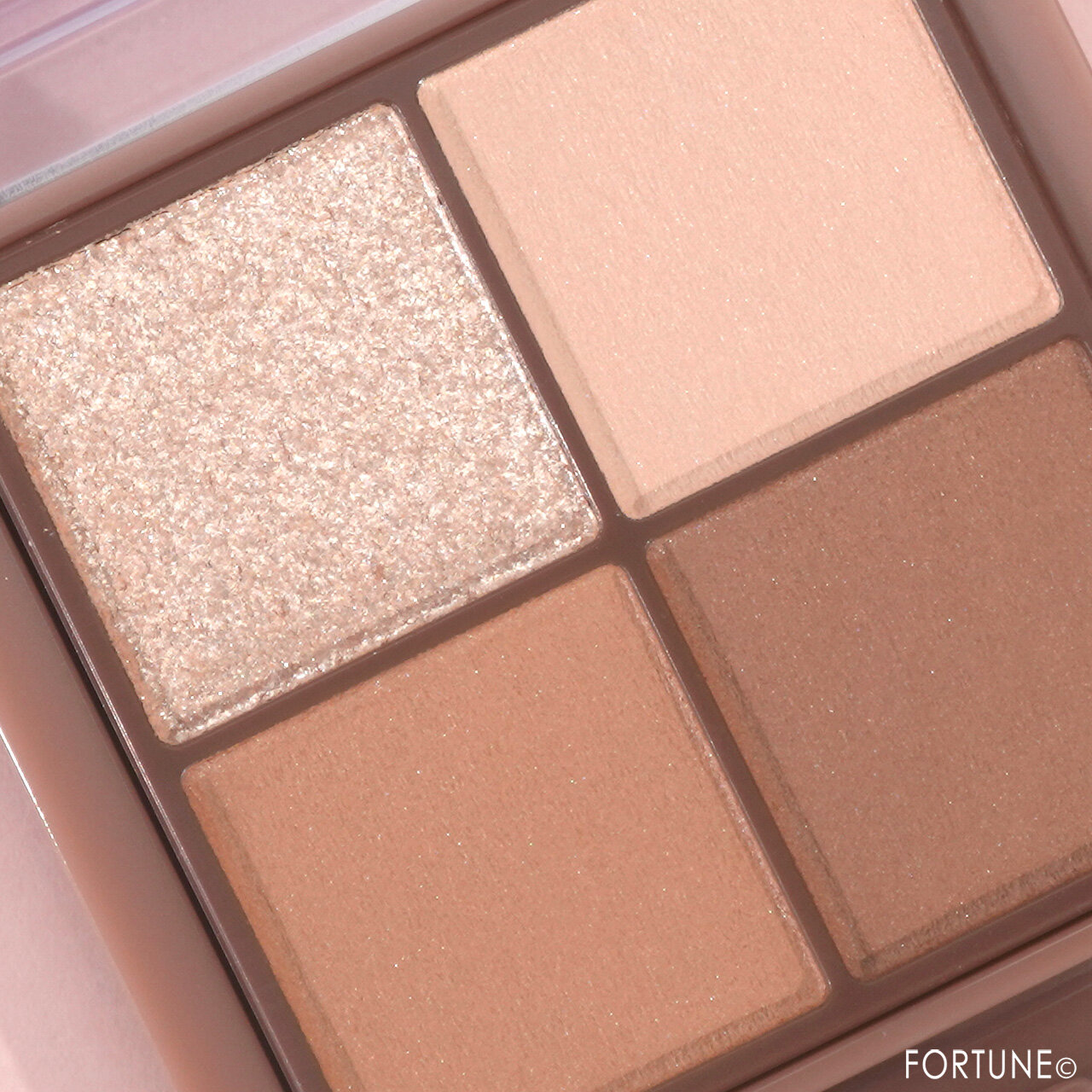 CEZANNE（セザンヌ）　『セザンヌ ビタートーンアイシャドウ』　03