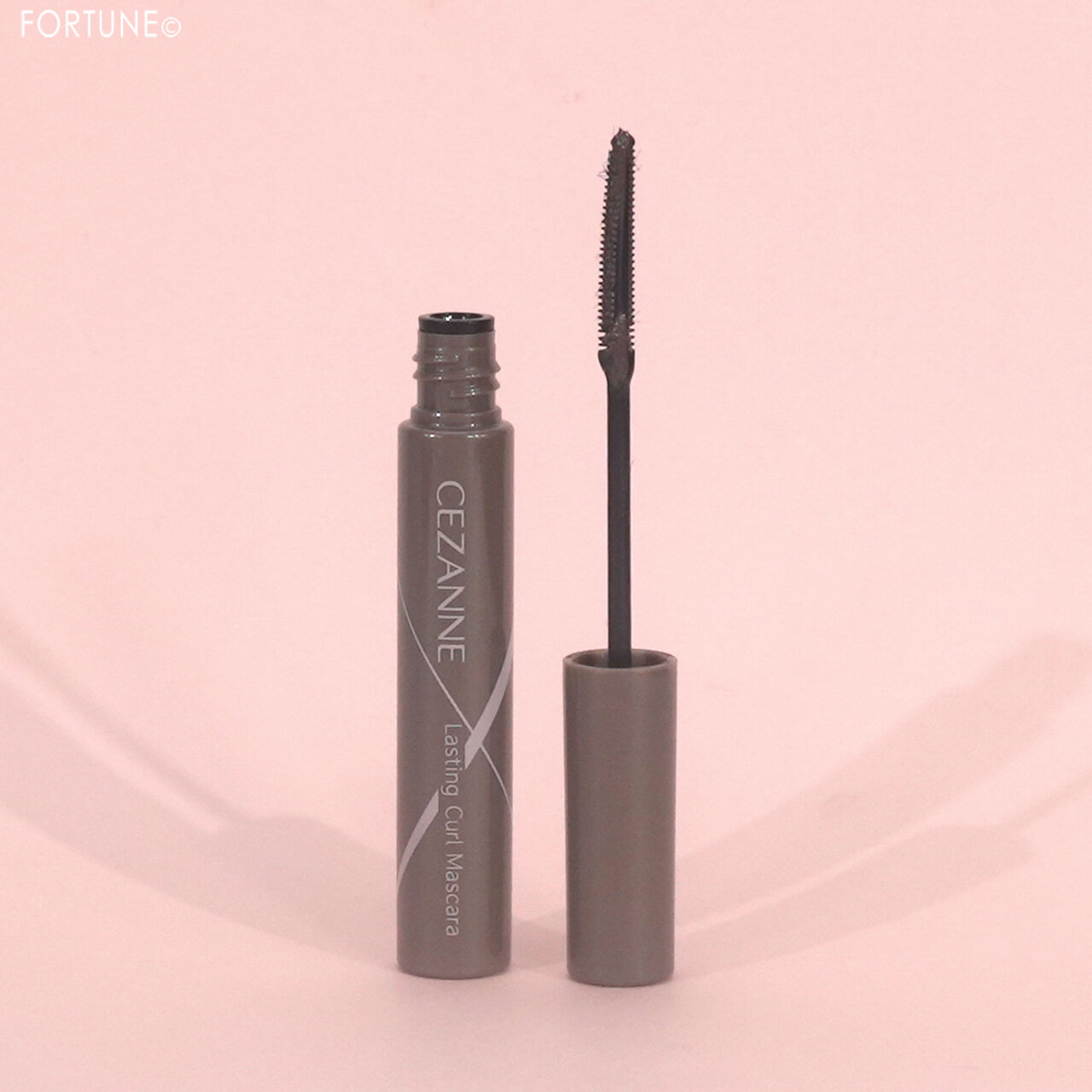 CEZANNE（セザンヌ）　『セザンヌ 耐久カールマスカラ』　04