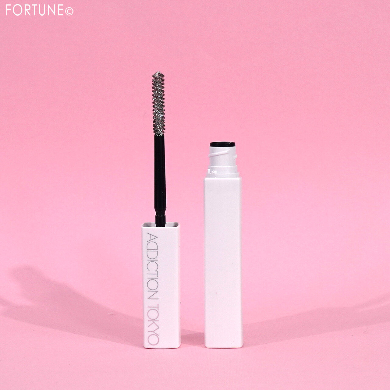 ADDICTION（アディクション）　『アディクション　ザ スパークル マスカラ　“アウト オブ ユア シェル”』　101 Shelly Dust