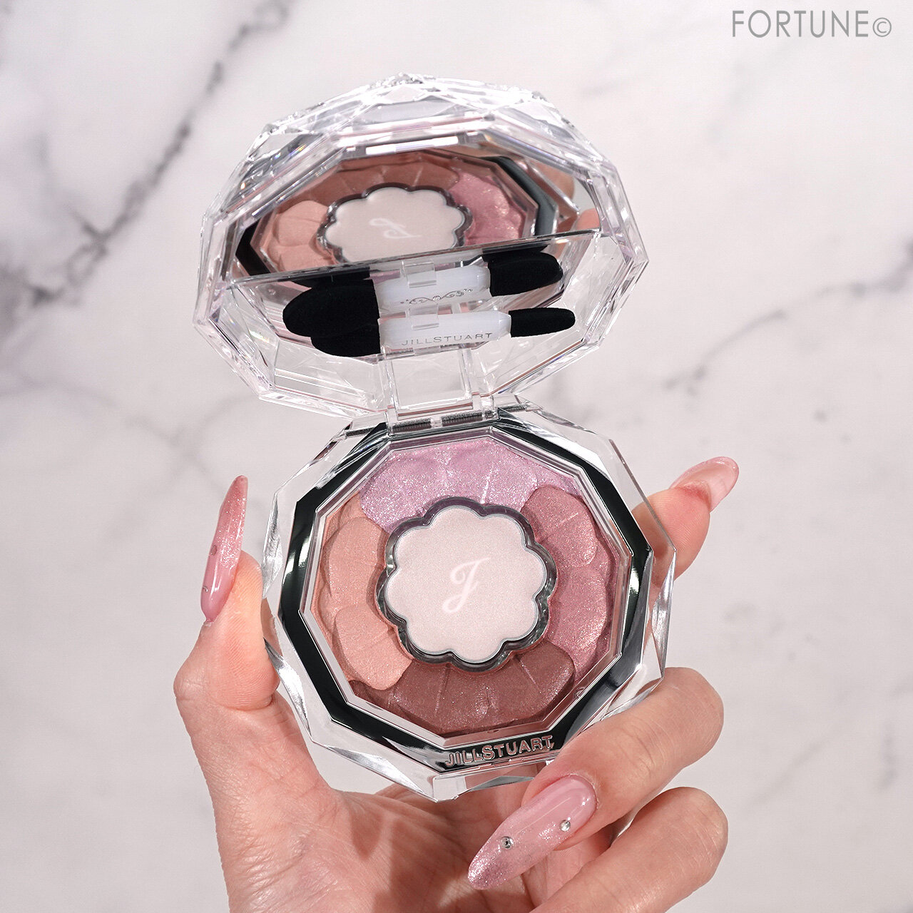 ジルスチュアート｜ブルームクチュール アイズ