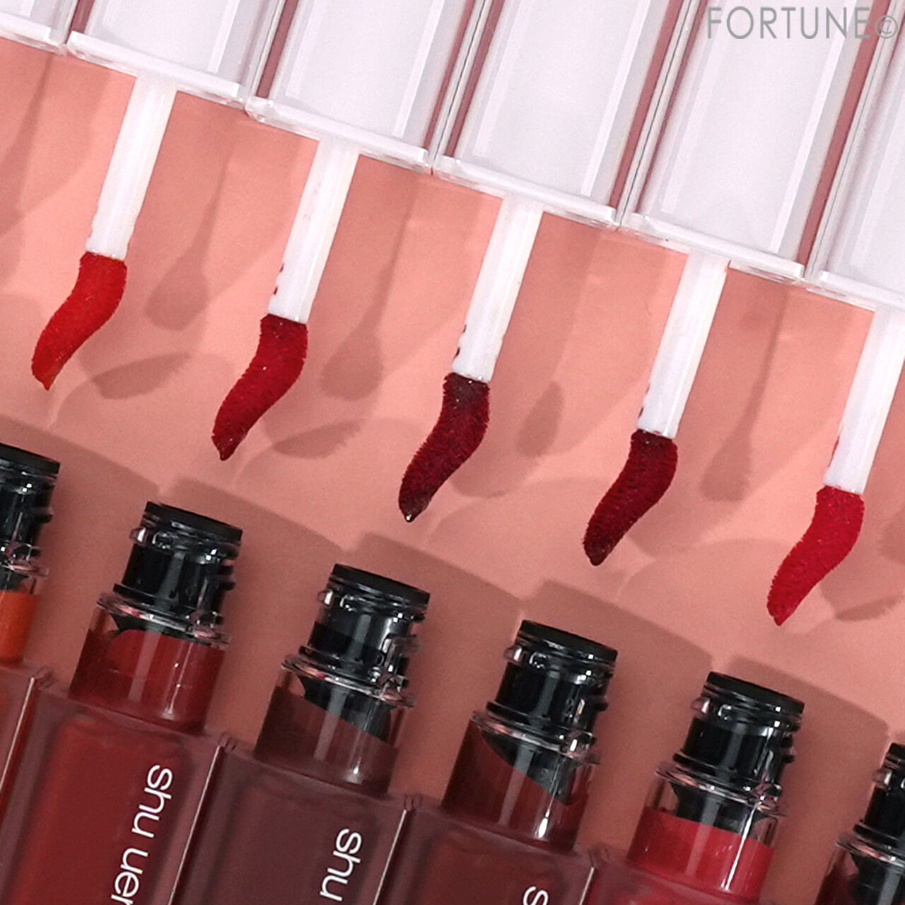 shu uemura（シュウ ウエムラ）　　『キヌケアグローアップ』