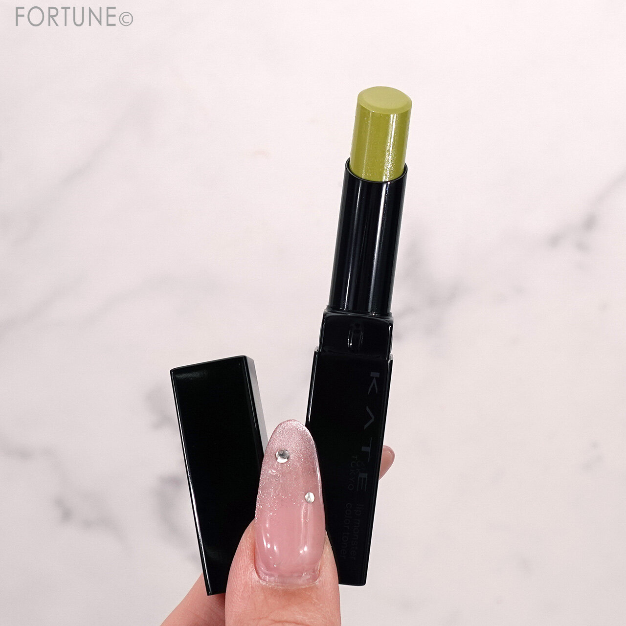 KATE（ケイト）　『ケイト　リップモンスターカラートナー』