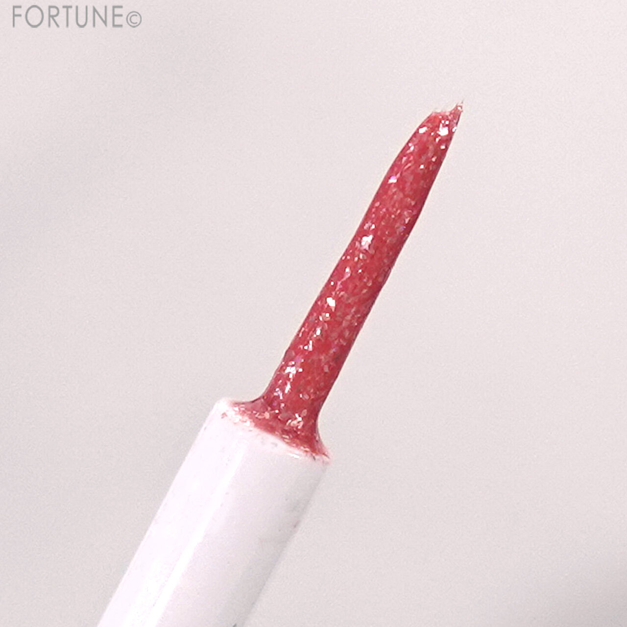 ettusais（エテュセ）　エテュセ アイエディション（グリッターライナー）　うさぎピンク