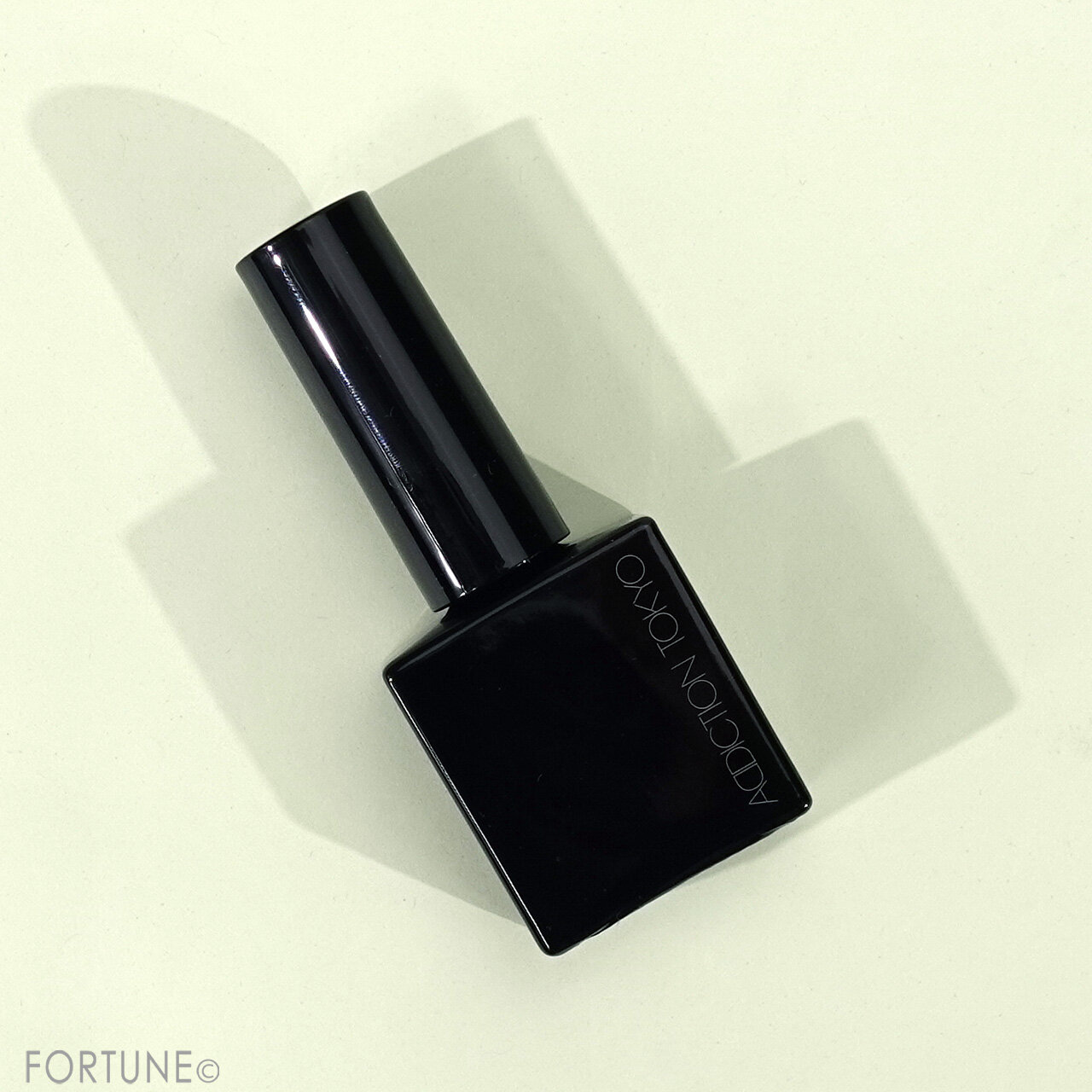 ADDICTION（アディクション）　『アディクション　UV リアクティブ トップコート』