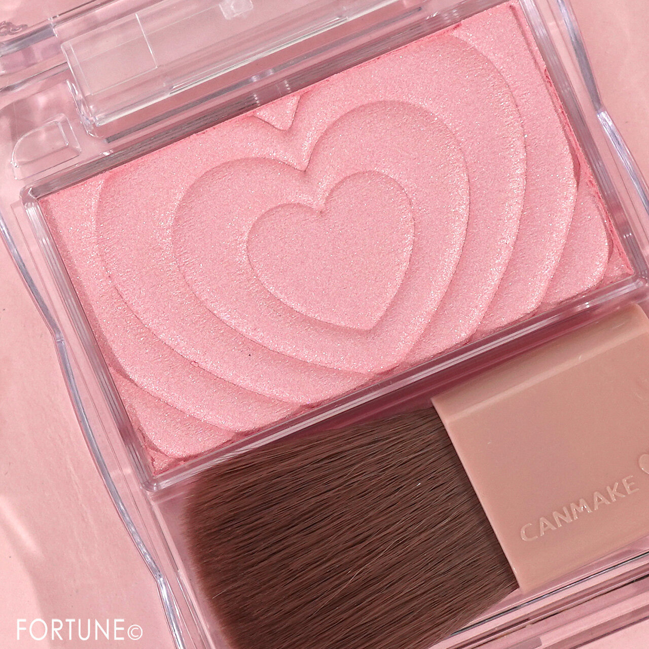 CANMAKE（キャンメイク）　『パウダーチークス』