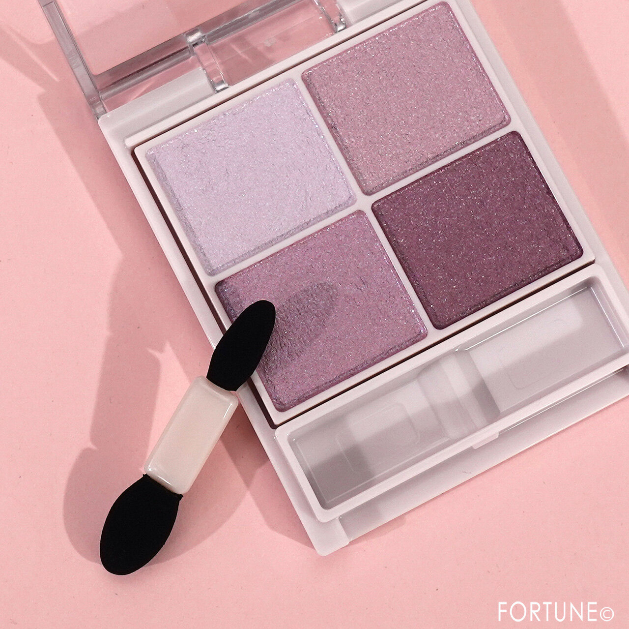 CANMAKE（キャンメイク）　『シルキースフレアイズ』　12