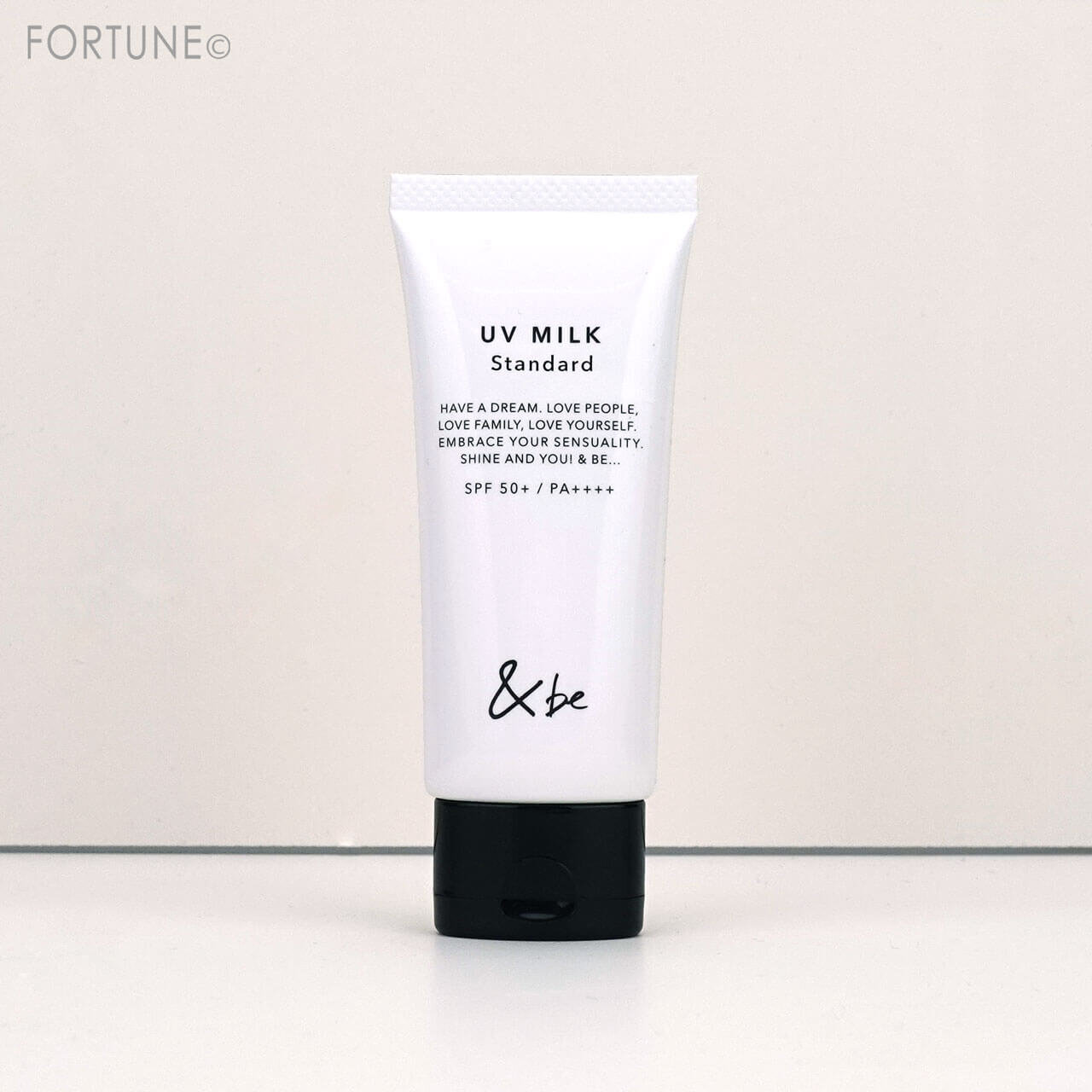 &be（アンドビー）　UVミルク