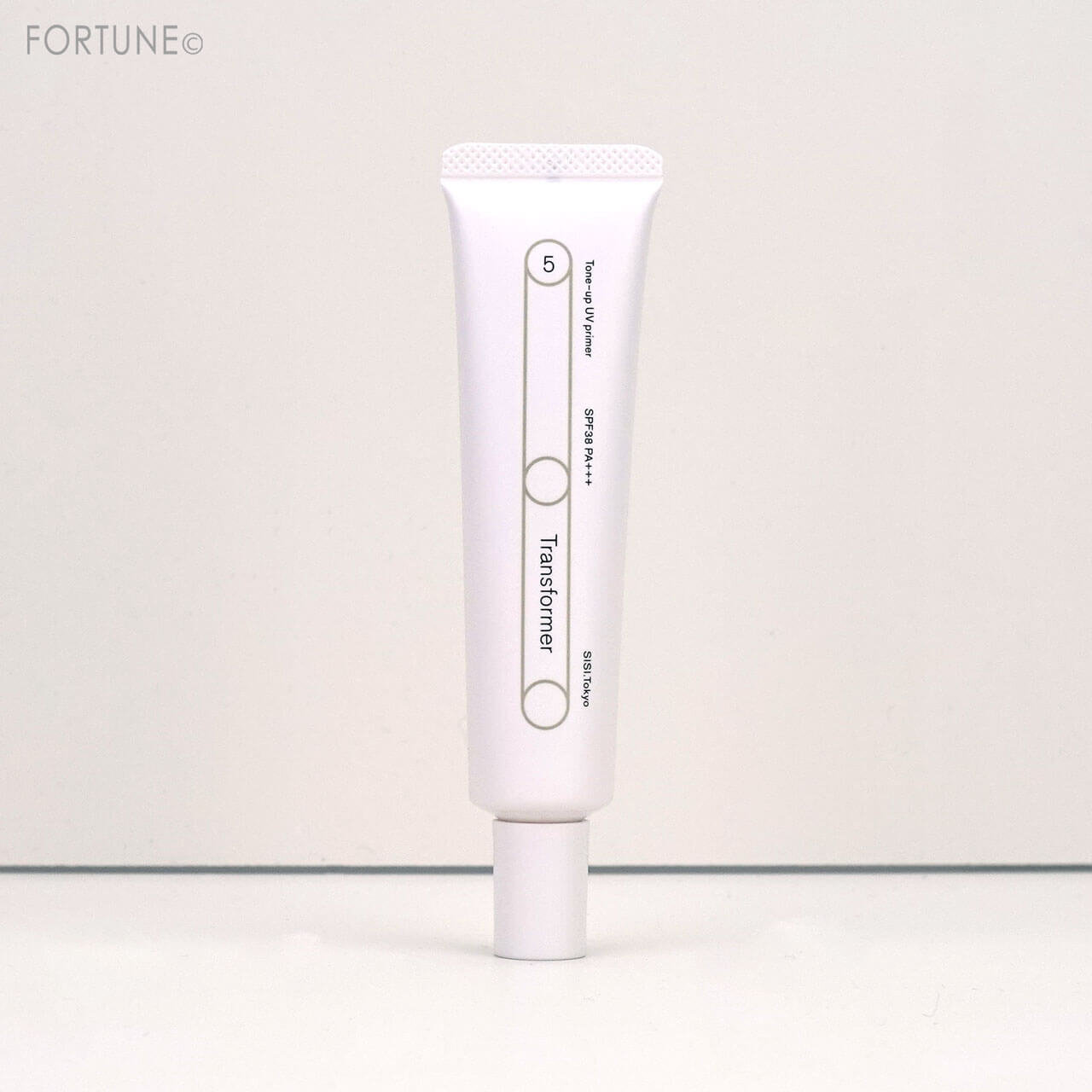 SISI（シシ）　トランスフォーマー トーンアップUVプライマー