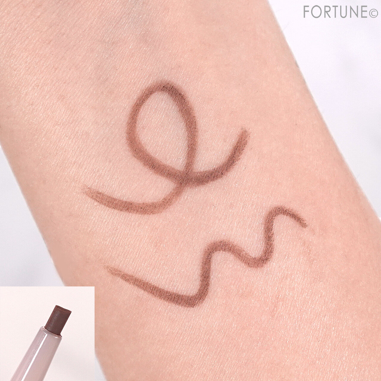 CANMAKE（キャンメイク）　『クリーミータッチライナー』　15