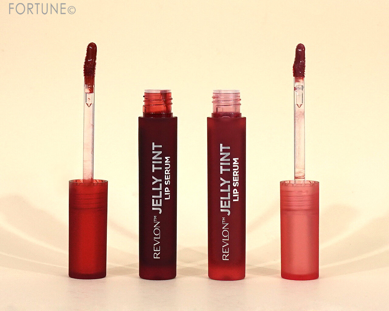 REVLON（レブロン）　『レブロン ジェリー ティント リップ セラム』
